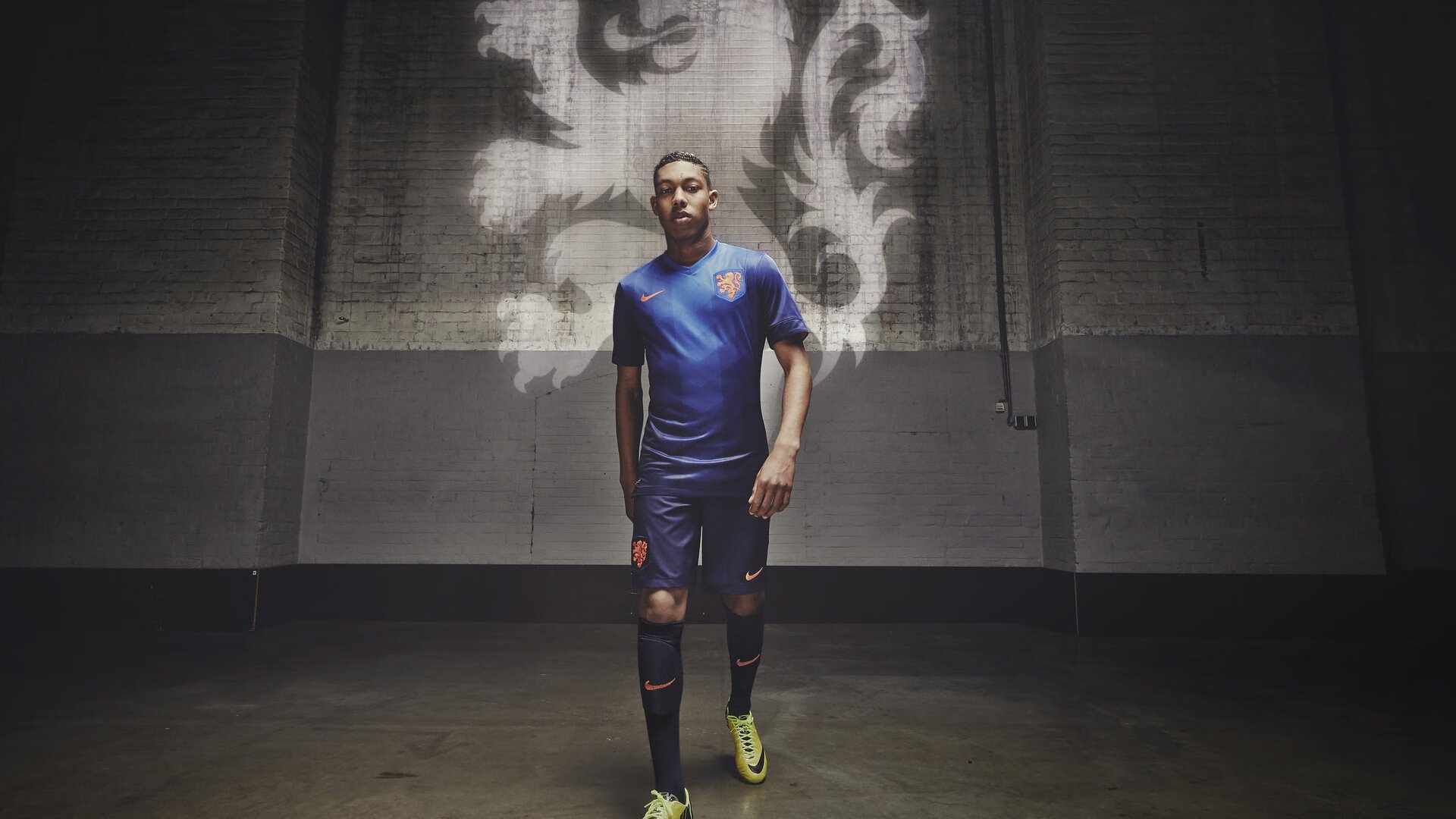 爱游戏体育（AYX）官方APP下载-运动员成长：新秀到明星的蜕变之路，从运动员到演员的明星