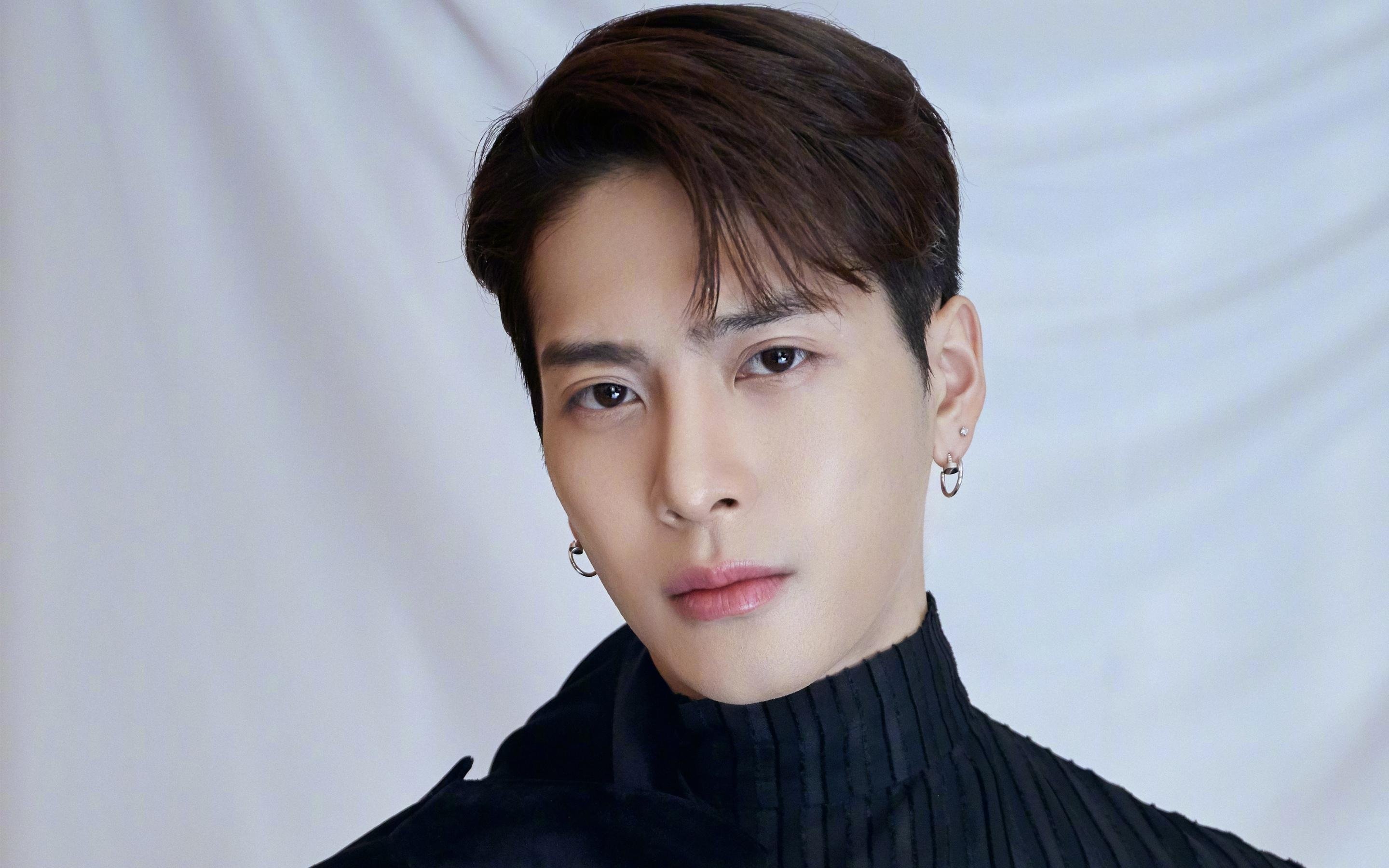 爱游戏娱乐-《电竞直播：多平台同步转播创新体验》，电竞带动直播