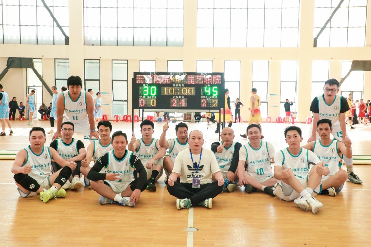 包含AYX爱游戏:青少年篮球夏令营开营,快乐篮球伴成长的词条 包含AYX爱游戏:青少年篮球夏令营开营,快乐篮球伴成长的词条