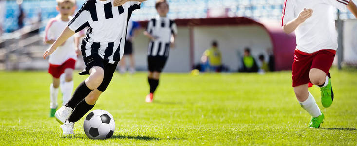 关于爱游戏体育:LaLiga的球迷文化探索:社区与支持的信息 关于爱游戏体育:LaLiga的球迷文化探索:社区与支持的信息