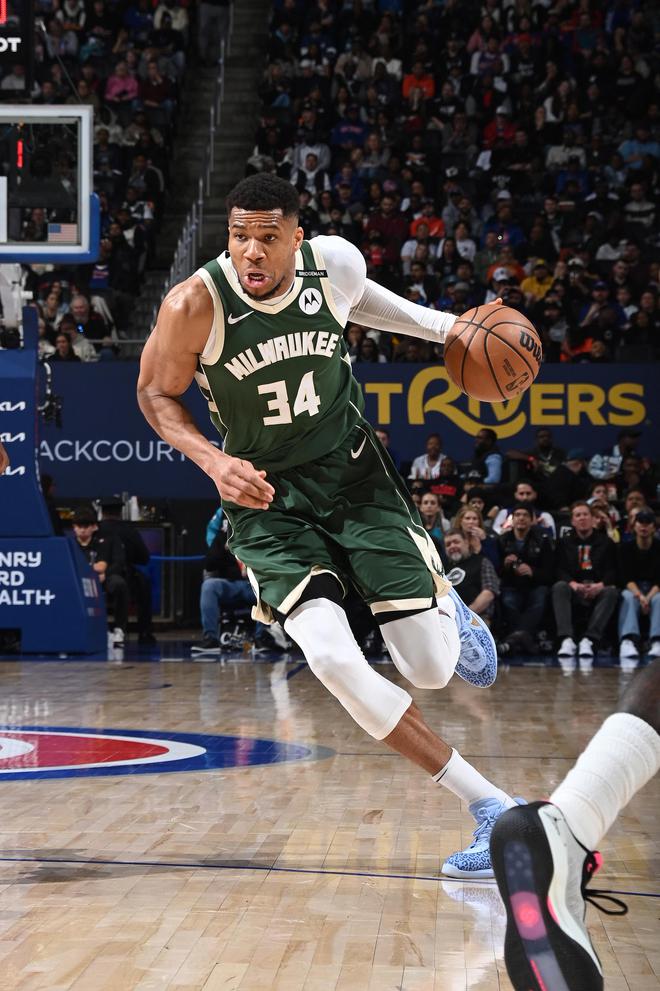 爱游戏官网:雄鹿队字母哥：如何继续进化，统治联盟？的简单介绍