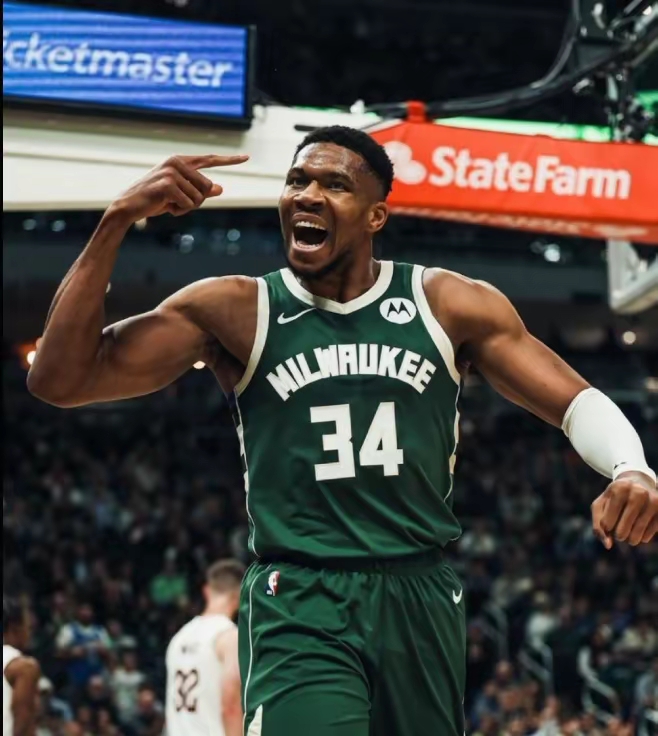 AYX GAME-爱游戏官网：凯尔特人队防守策略：如何限制字母哥的内线冲击？的简单介绍